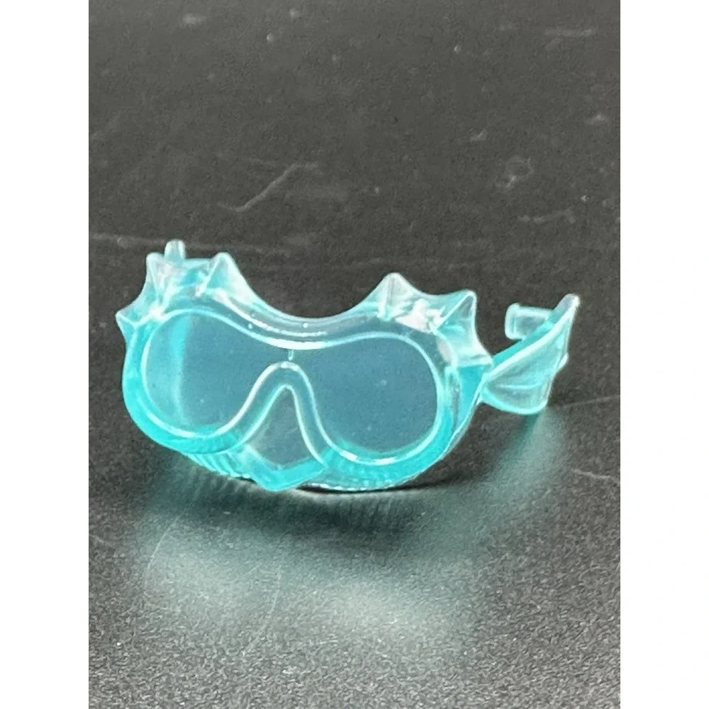Monster High Doll Gil Webber Wheel Love Replacement Goggles